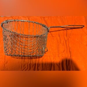 Vintage Wire Mesh Fry Basket with Handle - 1900-1930’s